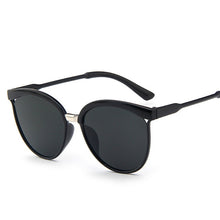 Load image into Gallery viewer, Classic  Sunglasses Women Ladies Vintage